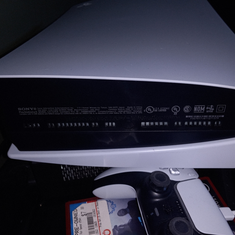 Ps5 - Picture 2 of 3